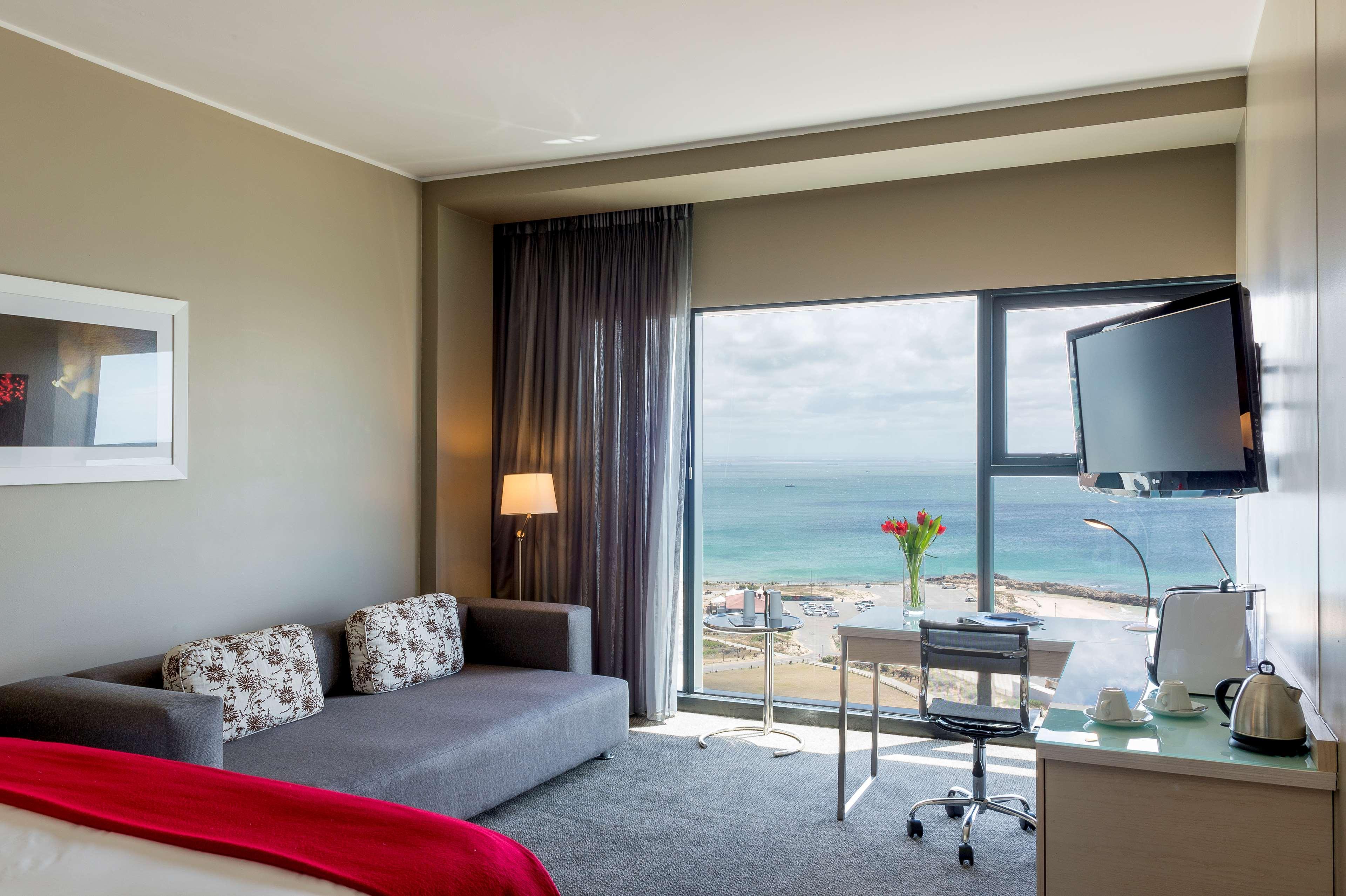Radisson Blu Hotel, Port Elizabeth Exterior photo Executive Room