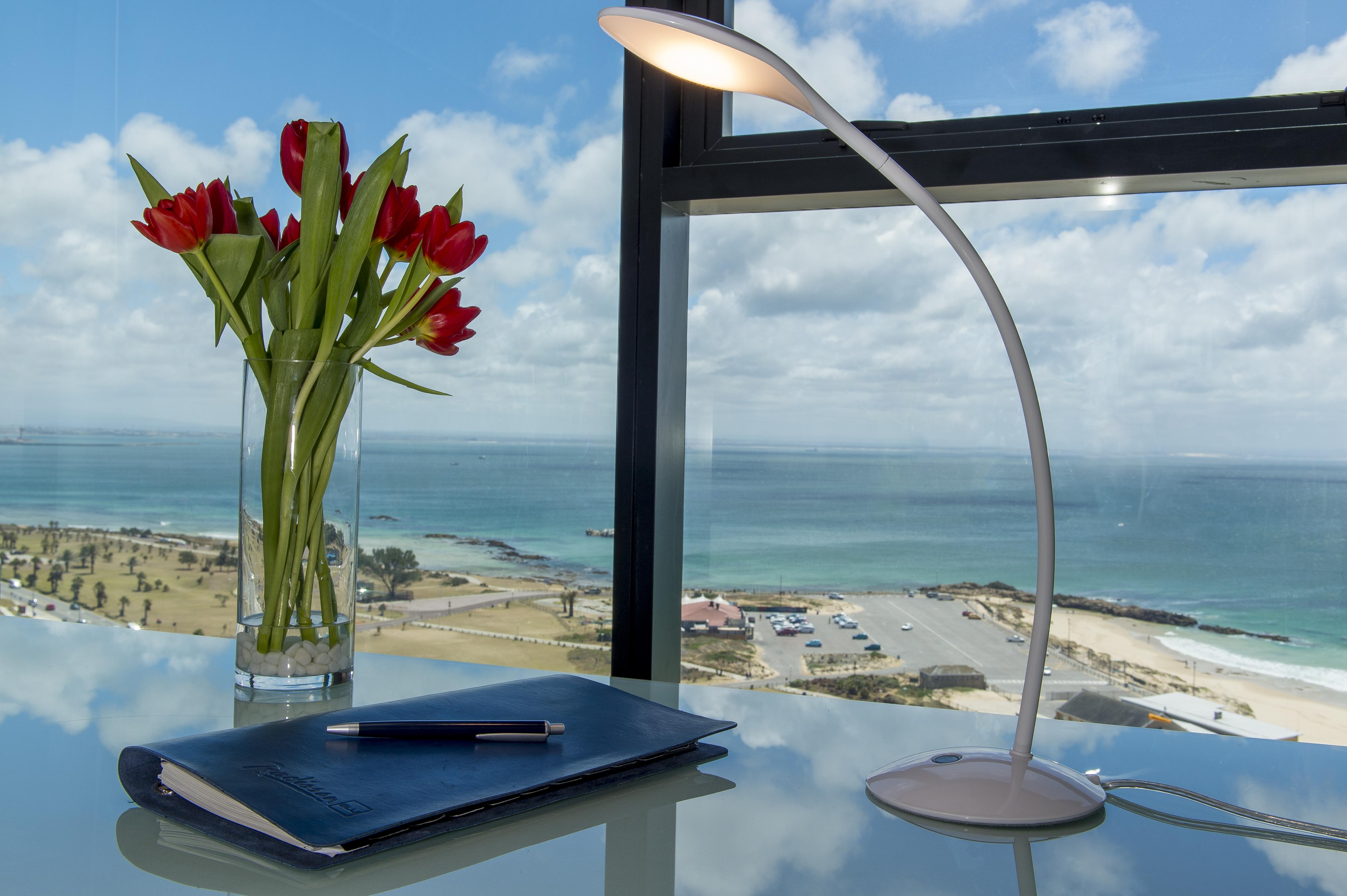 Radisson Blu Hotel, Port Elizabeth Exterior photo LED desk lamp