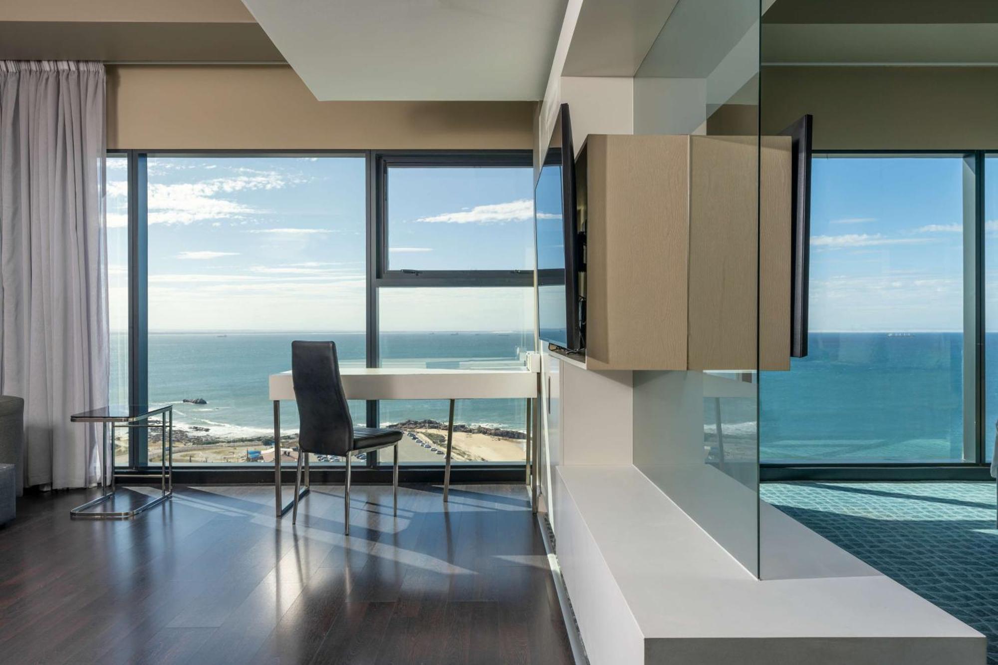 Radisson Blu Hotel, Port Elizabeth Exterior photo View from a penthouse